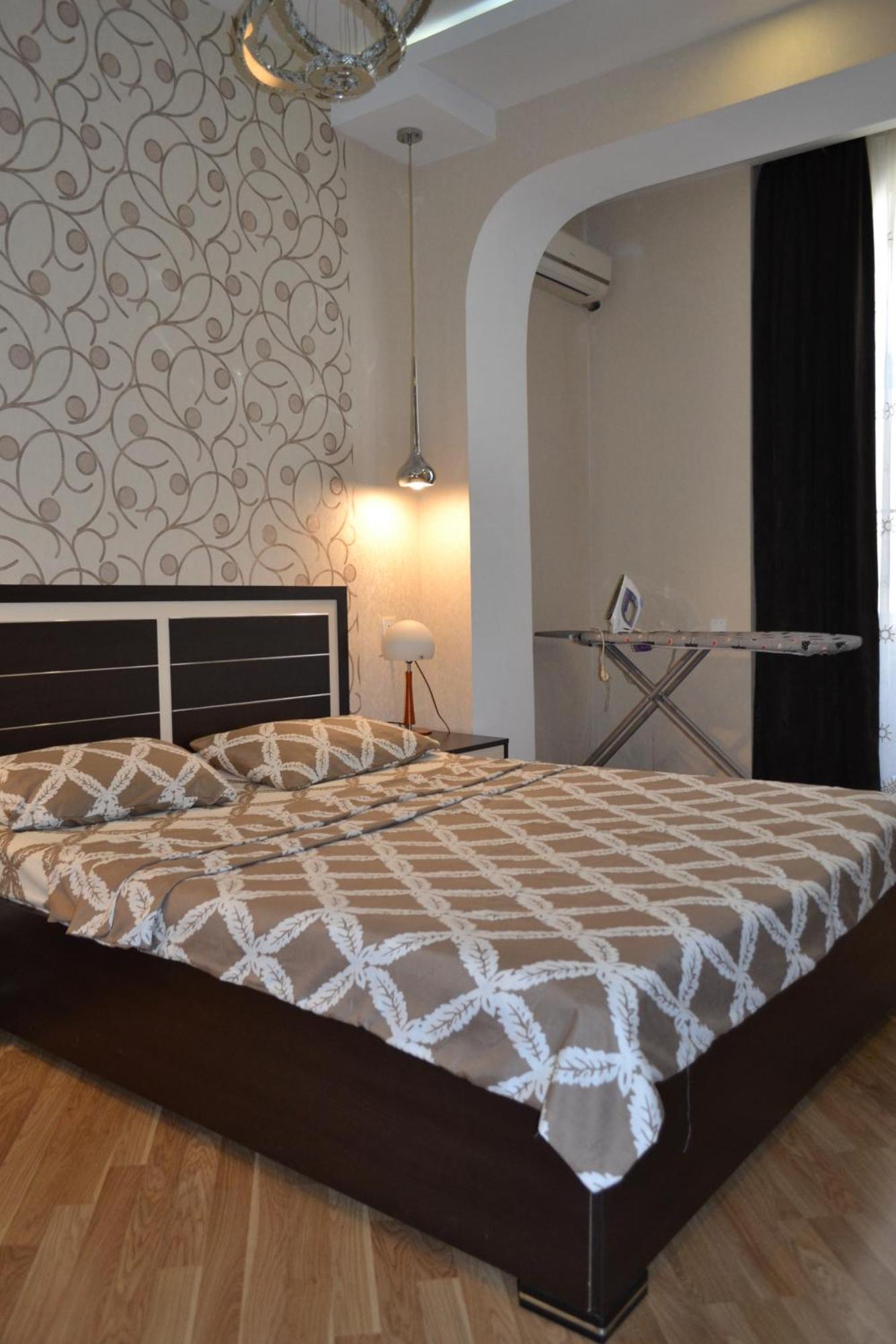 Gates Of Baku Apartment Bagian luar foto