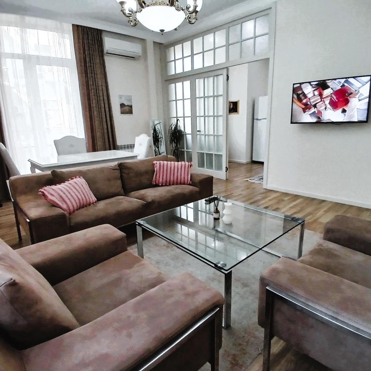 Gates Of Baku Apartment Bagian luar foto